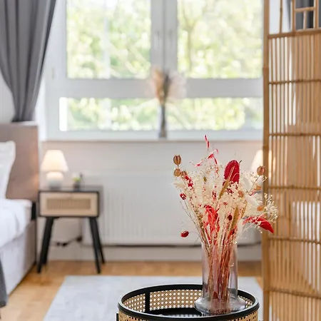 Spacestays Wifi Netflix Parking!